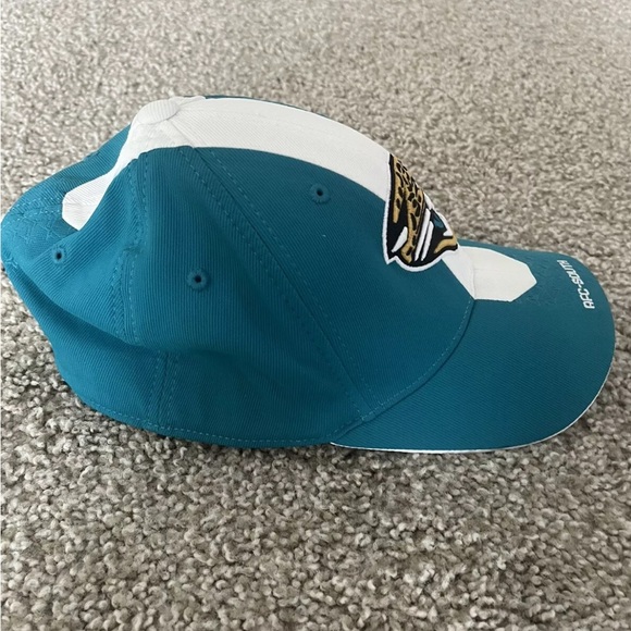 VINTAGE Jacksonville Jaguars Hat Cap Stretch Fit Blue Embroidered Adult Reebok - Picture 3 of 6